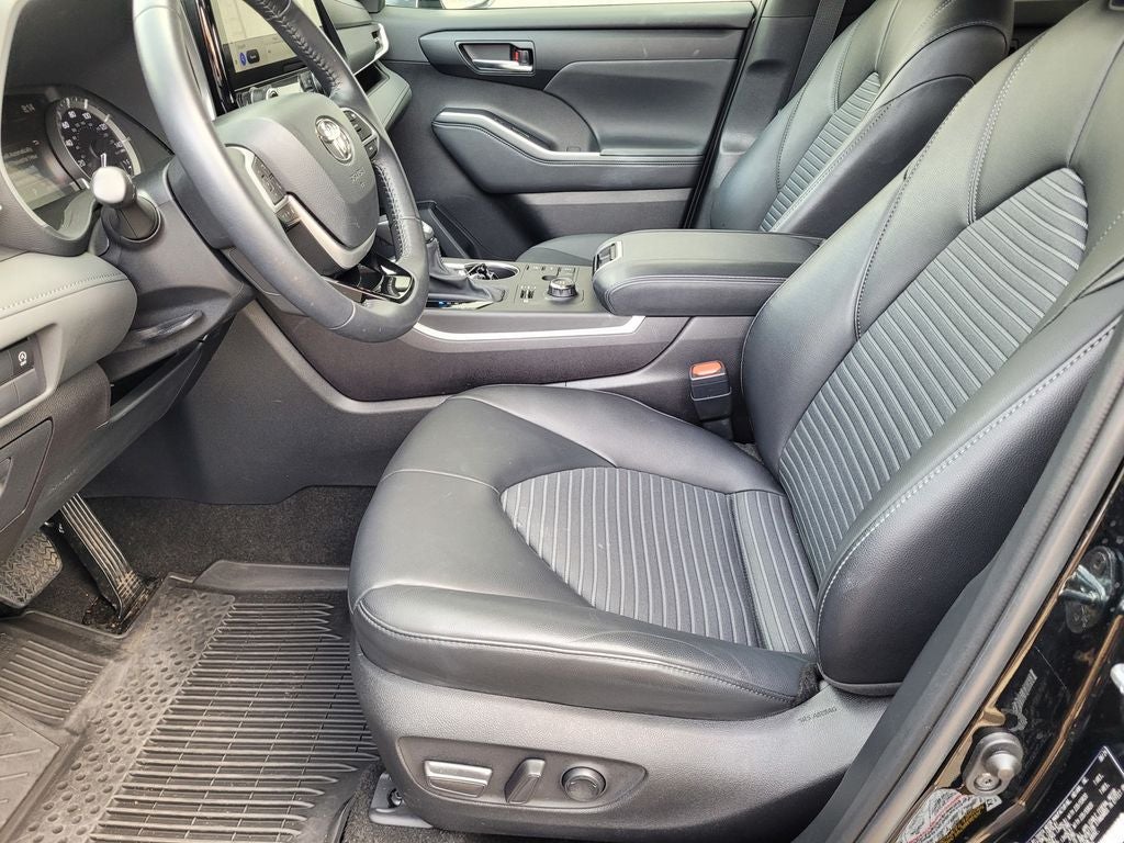 2024 Toyota Highlander XSE AWD