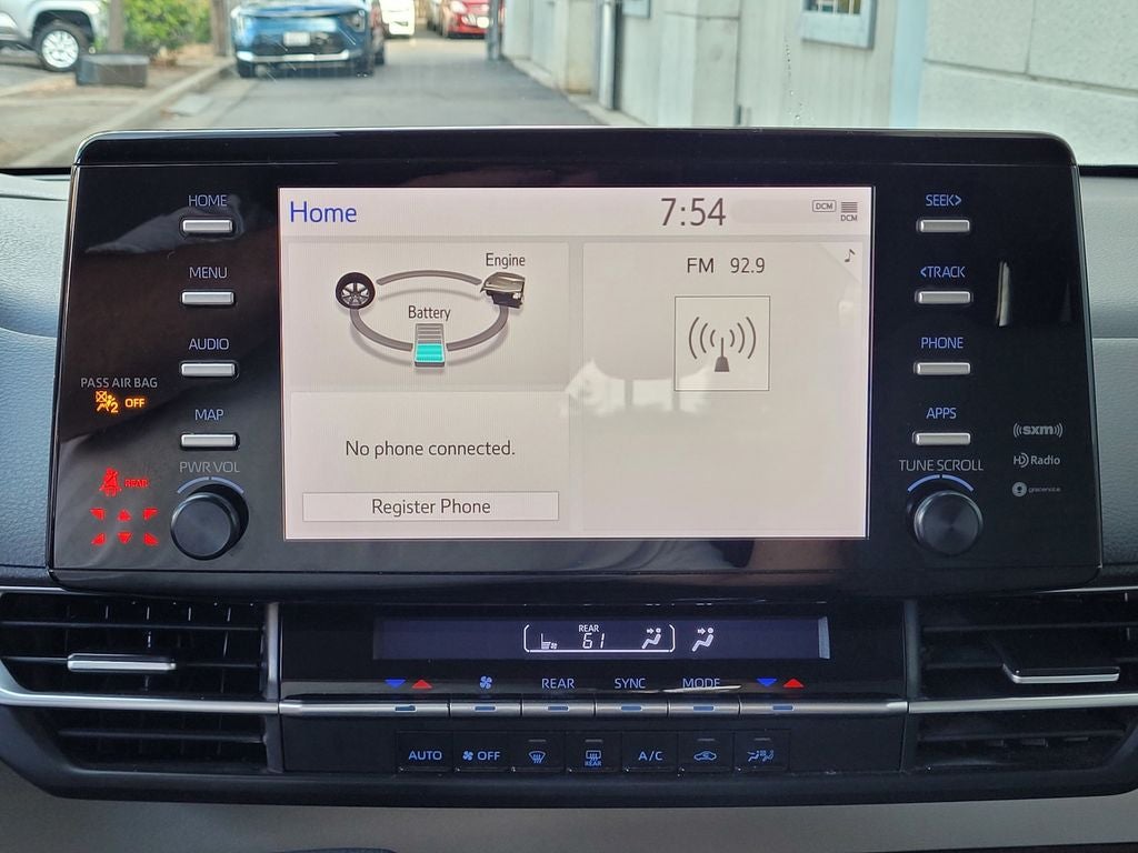 2021 Toyota Sienna LE 8 Passenger