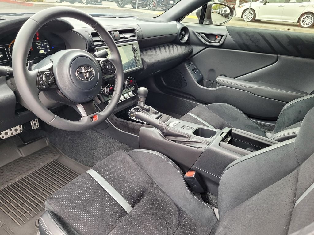 2025 Toyota GR86 Premium