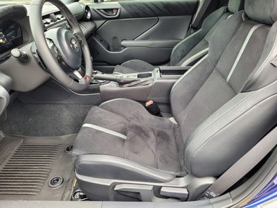 2025 Toyota GR86 Premium