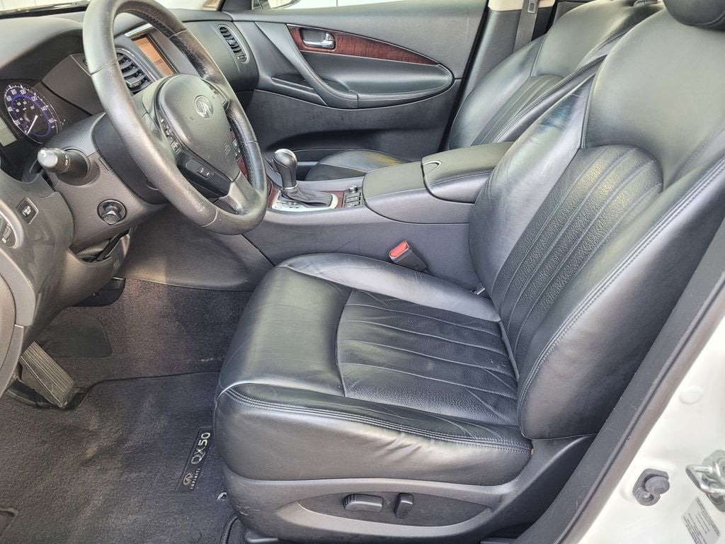 2017 INFINITI QX50 Base