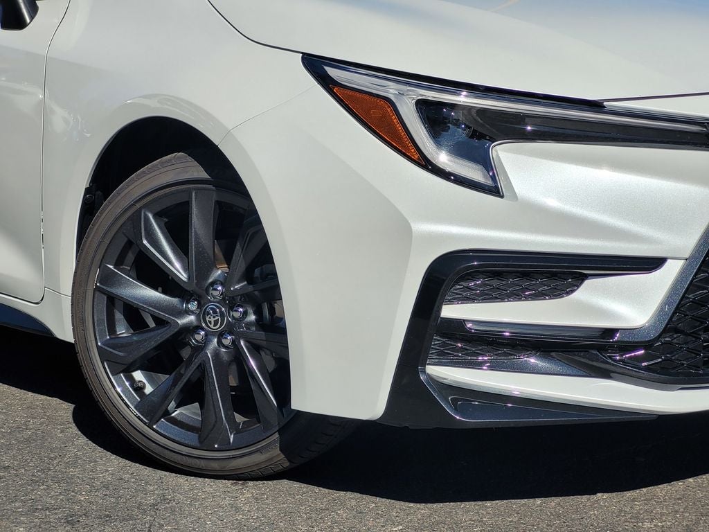2026 Toyota Corolla Hybrid SE Premium 50 mpg