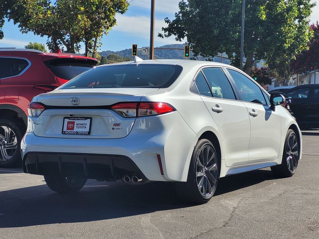 2026 Toyota Corolla Hybrid SE Premium 50 mpg