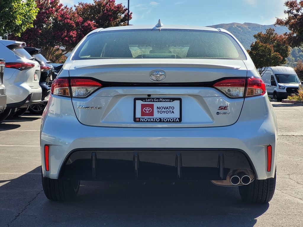 2026 Toyota Corolla Hybrid SE Premium 50 mpg