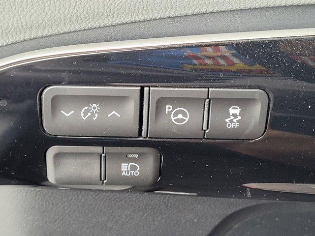 2017 Toyota Prius Three