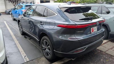 2023 Toyota Venza LE