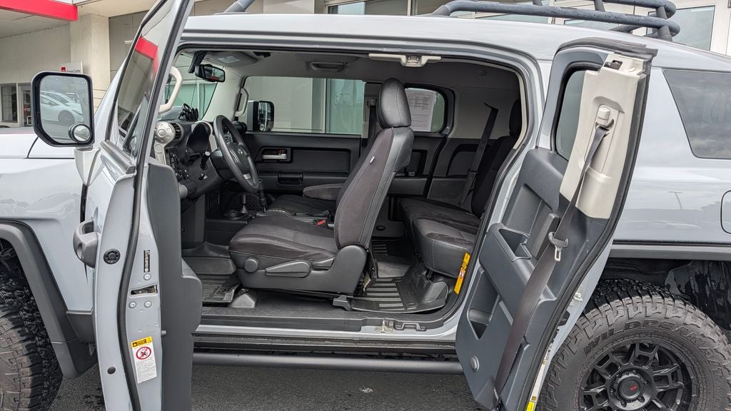 2014 Toyota FJ Cruiser 4WD 4dr Auto (Natl)