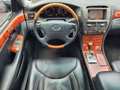 2004 Lexus LS 430