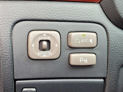 2004 Lexus LS 430