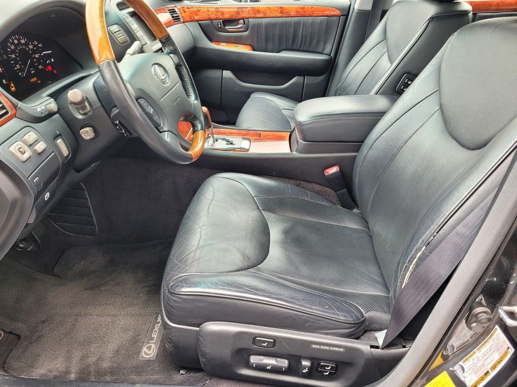 2004 Lexus LS 430