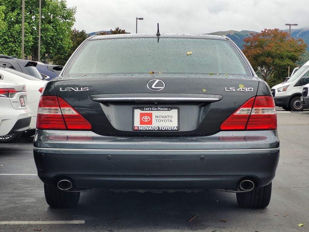 2004 Lexus LS 430