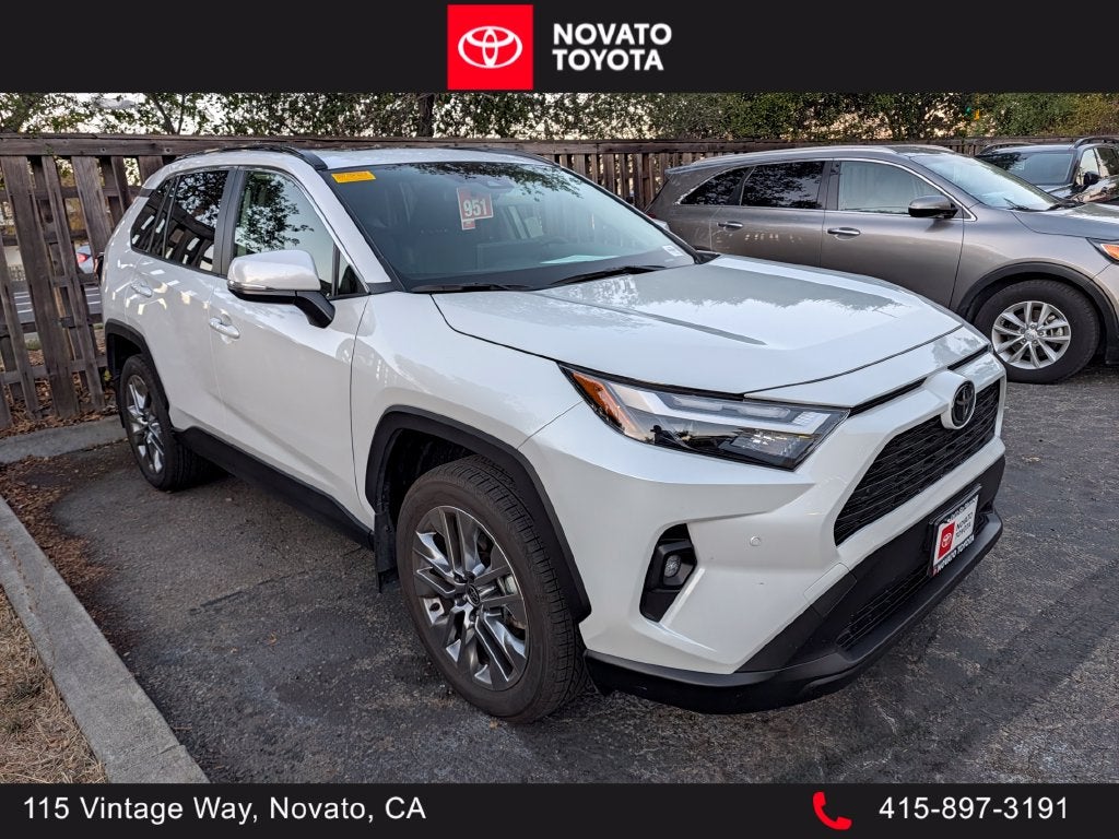 2025 Toyota RAV4 XLE Premium