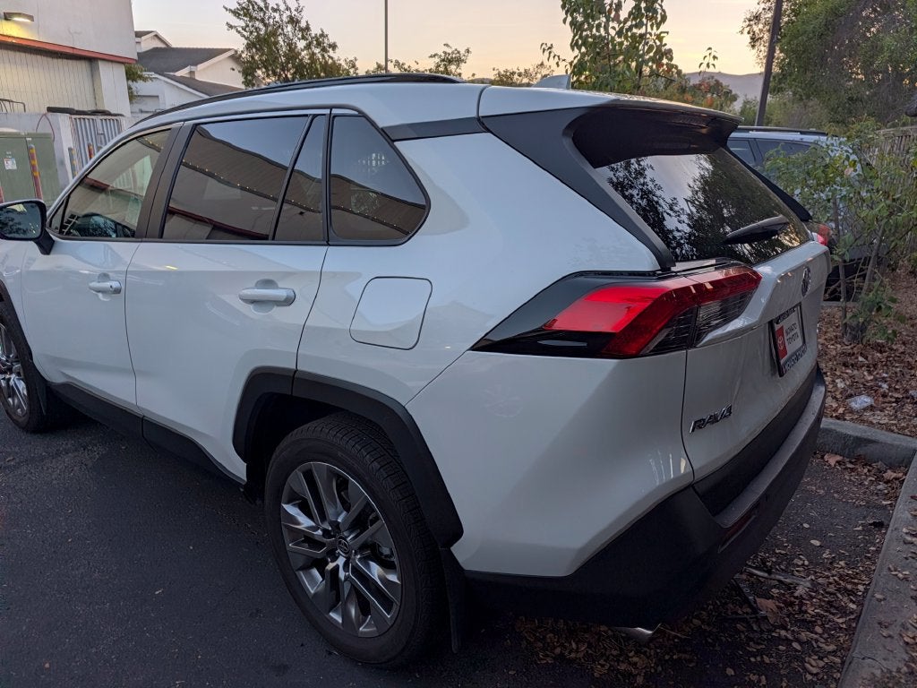 2025 Toyota RAV4 XLE Premium