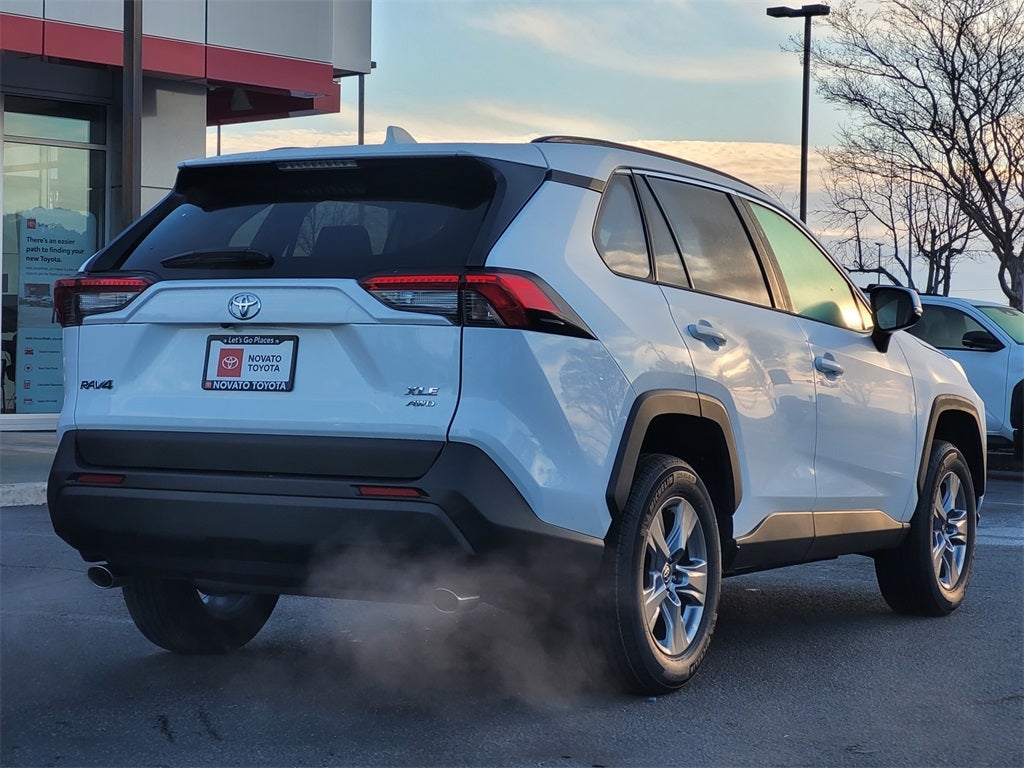 2025 Toyota RAV4 XLE