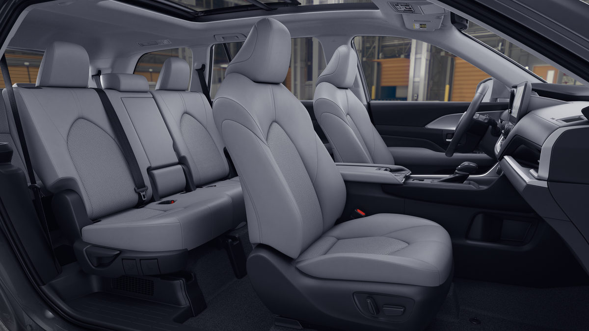 2026 Toyota Grand Highlander Hybrid XLE