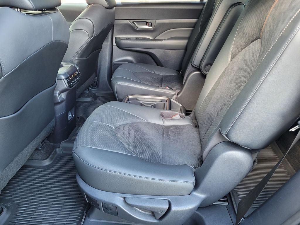 2026 Toyota Grand Highlander Hybrid MAX Limited