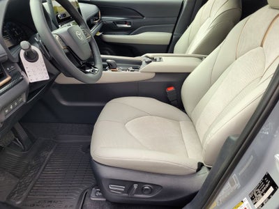 2026 Toyota Grand Highlander Hybrid MAX Platinum