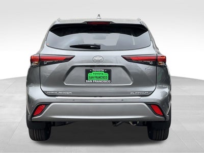 2026 Toyota Highlander Hybrid Platinum