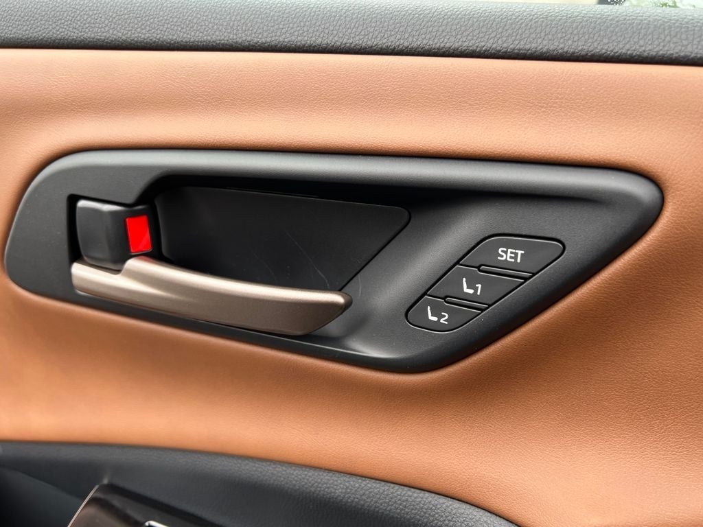 2026 Toyota Toyota Crown Signia XLE