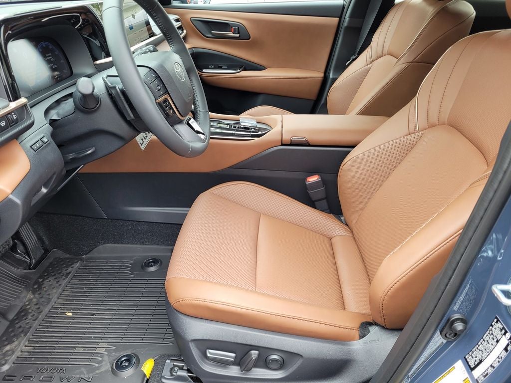 2026 Toyota Toyota Crown Signia XLE