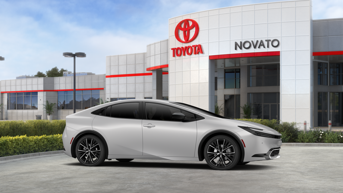 2027 Toyota Prius XLE