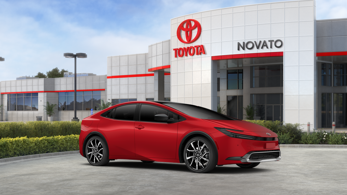 2027 Toyota Prius Plug-in Hybrid XSE Premium