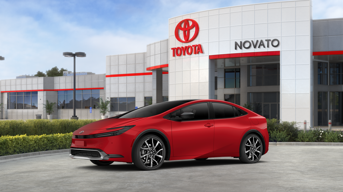 2027 Toyota Prius Plug-in Hybrid XSE Premium