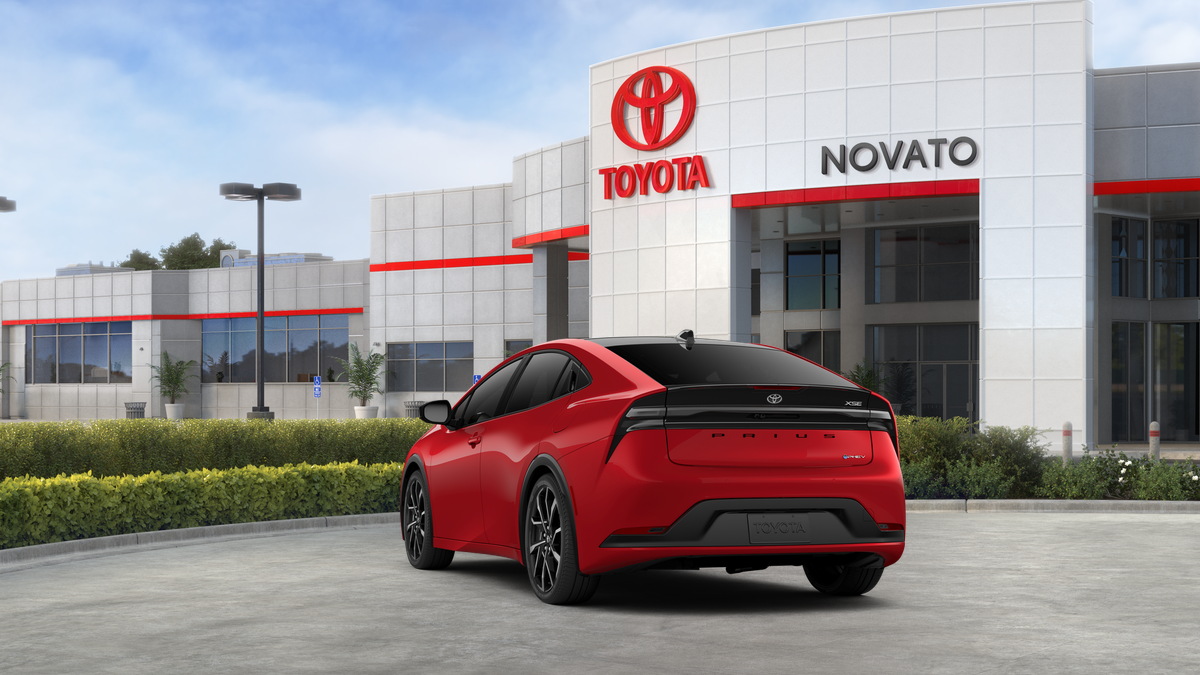 2027 Toyota Prius Plug-in Hybrid XSE Premium