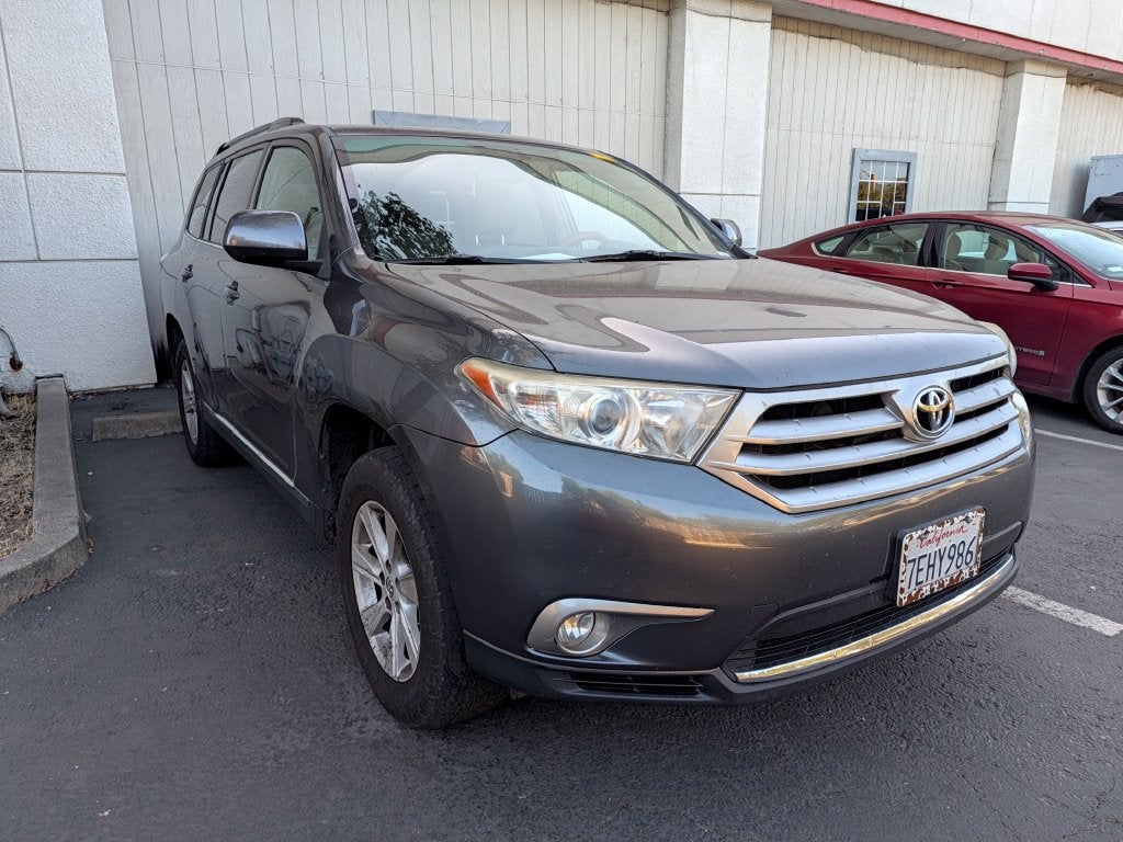 2013 Toyota Highlander SE