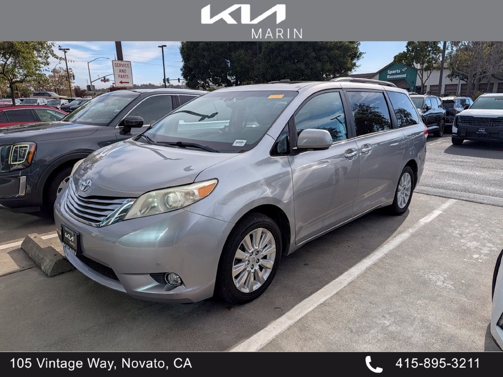 2011 Toyota Sienna Limited Platinum AWD