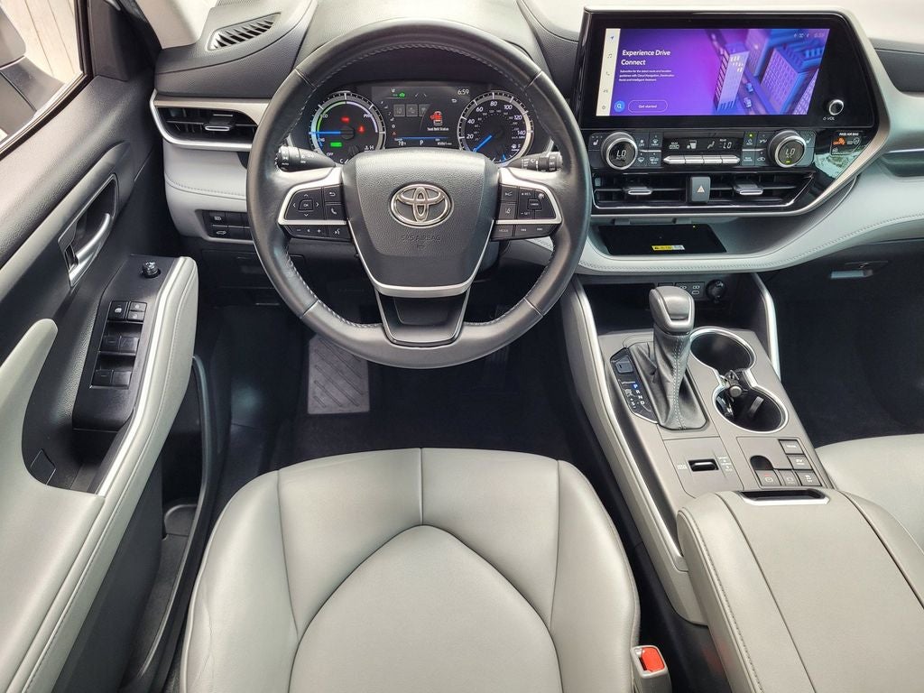 2023 Toyota Highlander Hybrid XLE