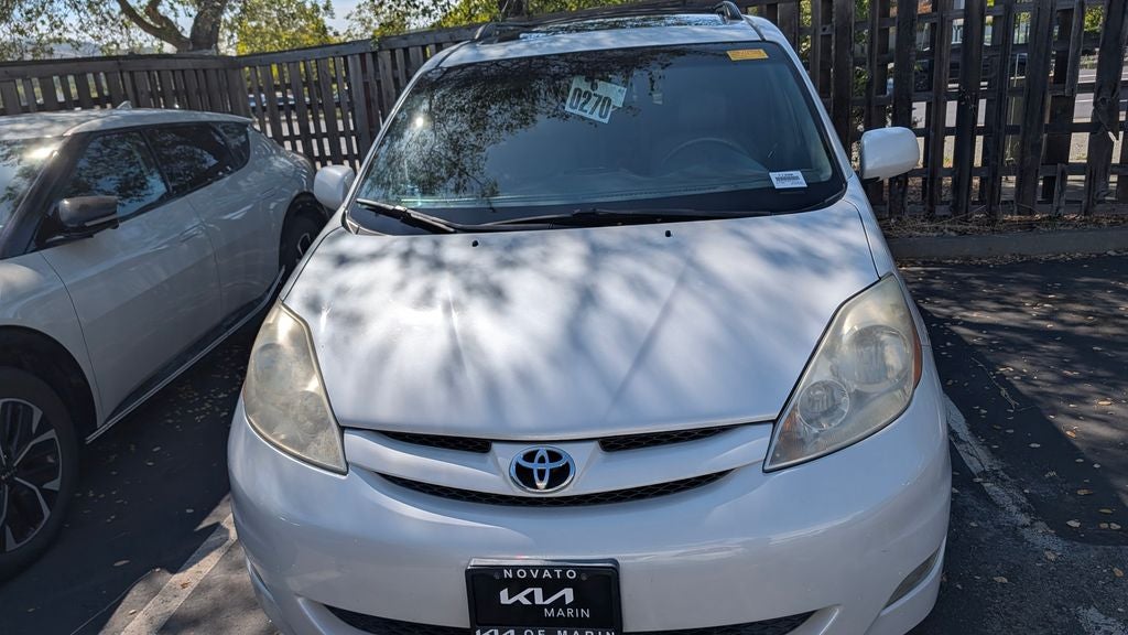 2008 Toyota Sienna XLE