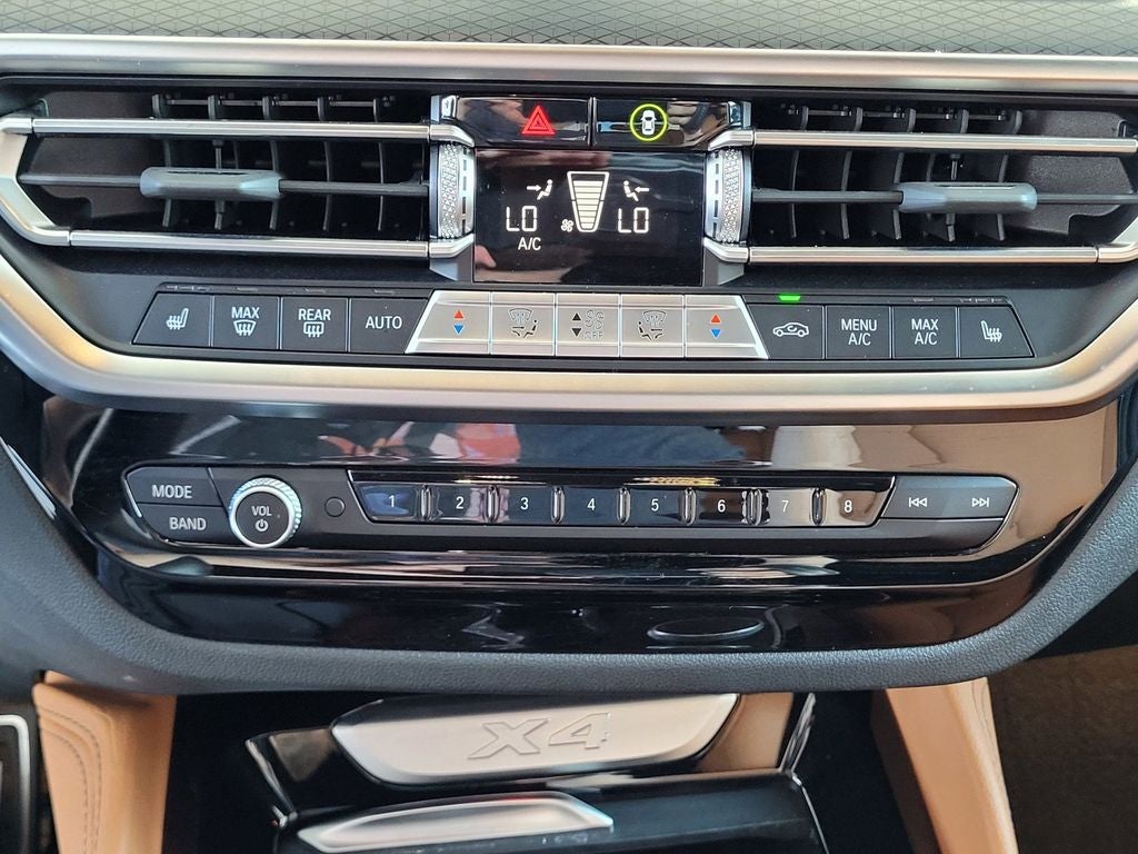 2022 BMW X4 xDrive30i