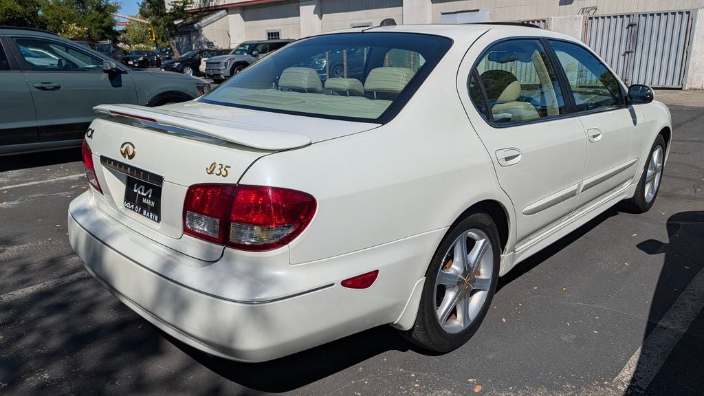 2004 INFINITI I35 Luxury