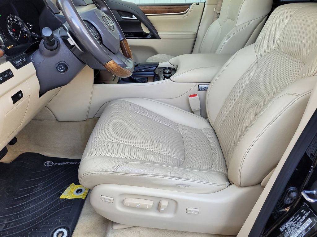 2017 Lexus LX 570
