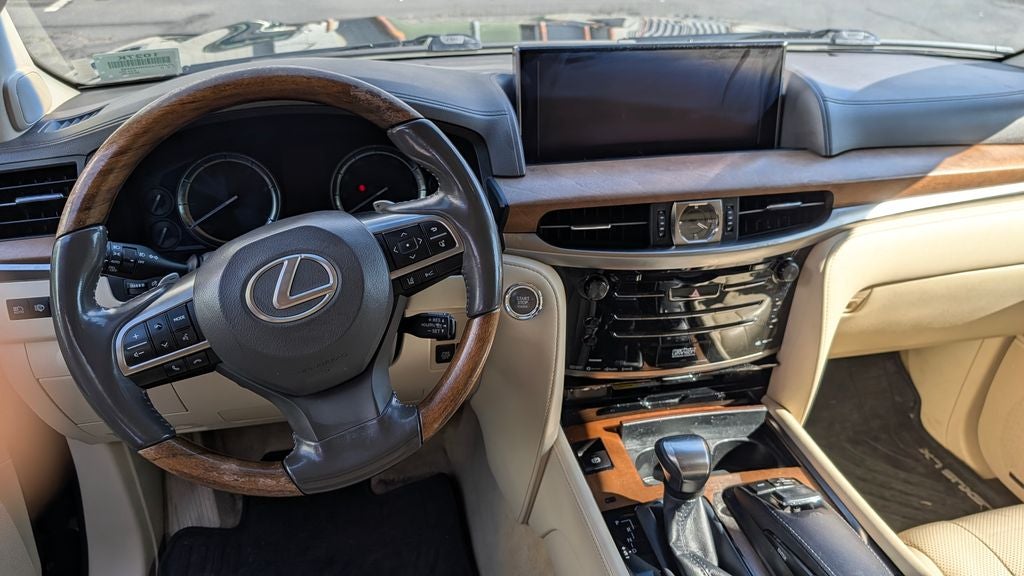 2017 Lexus LX 570