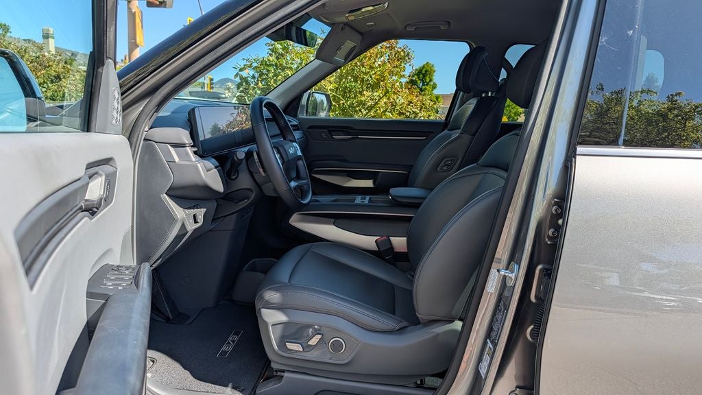 2024 Kia EV9 Light