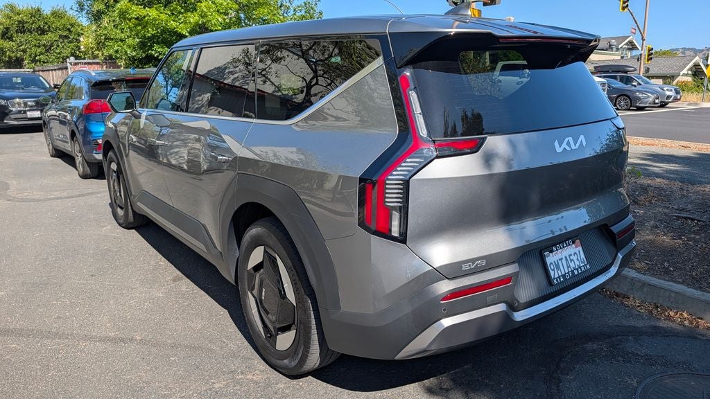 2024 Kia EV9 Light