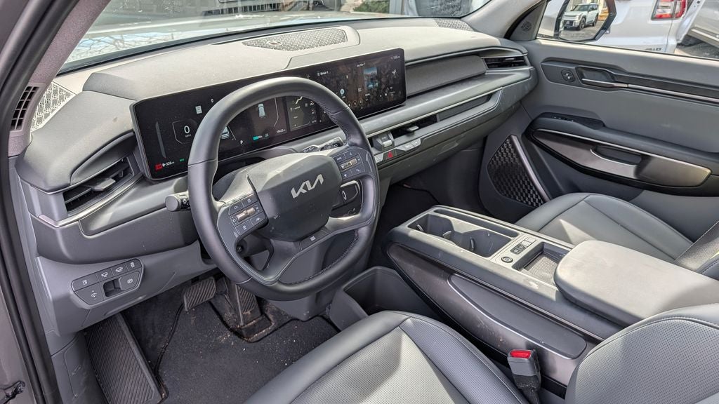 2024 Kia EV9 Light Long Range