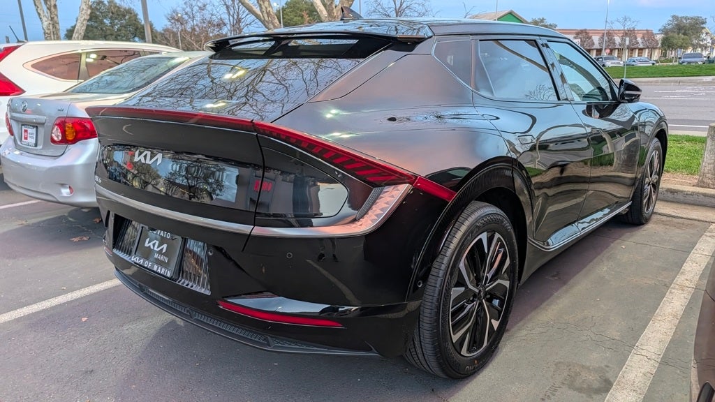 2023 Kia EV6 Wind