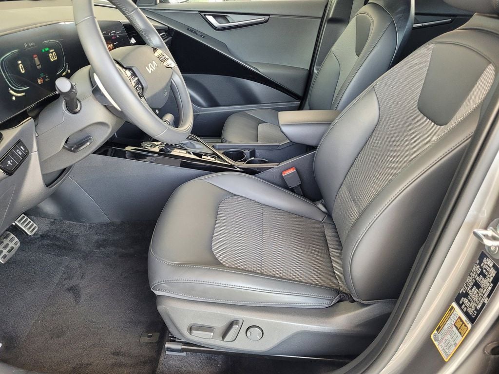 2025 Kia Niro EX Touring