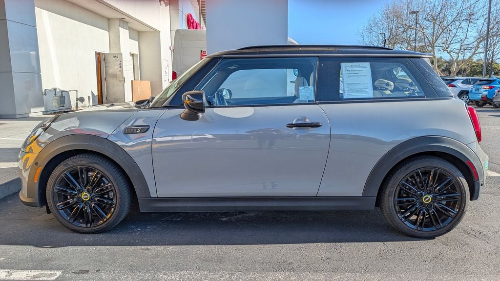 2022 MINI Cooper SE Electric Cooper SE