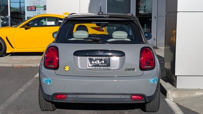 2022 MINI Cooper SE Electric Cooper SE