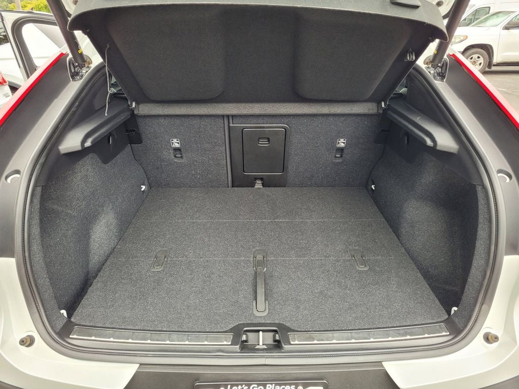 2023 Volvo C40 Recharge Pure Electric Twin Plus