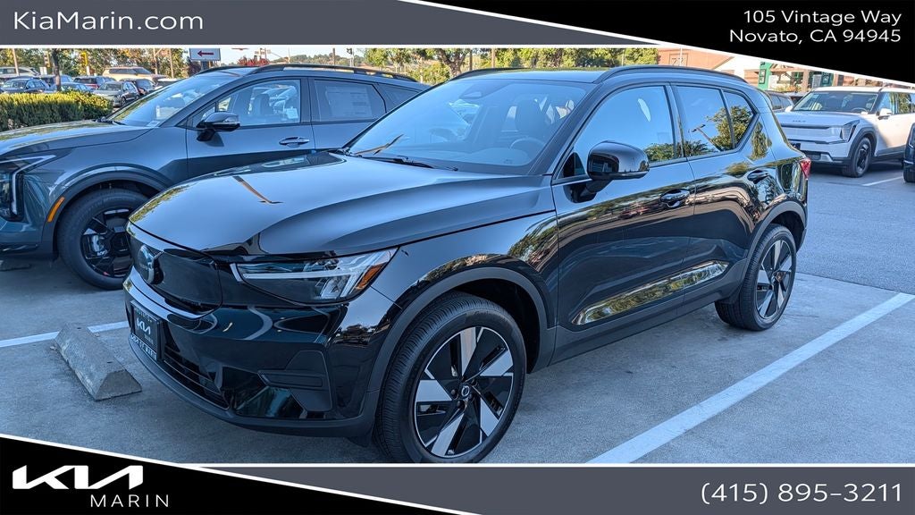 2025 Volvo EX40 Twin Motor Core